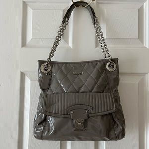 AUTHENTIC COACH POPPY PATENT LEATHER QUILTED GRAY CROSSBODY